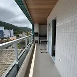 Ap Praia Das Toninhas For 5 People, 450M Beach