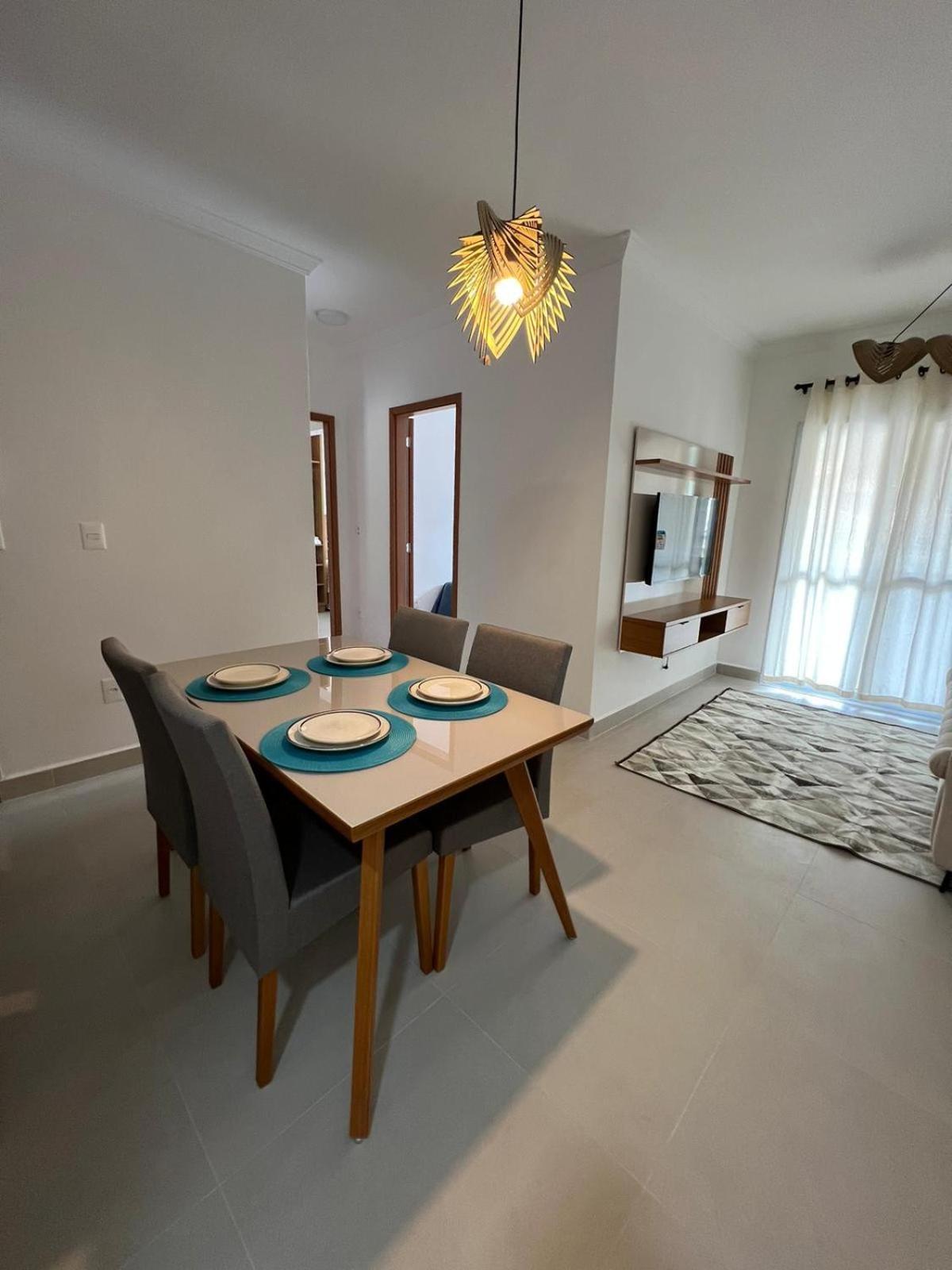 Ap Toninhas For 5 People, 450m Ubatuba